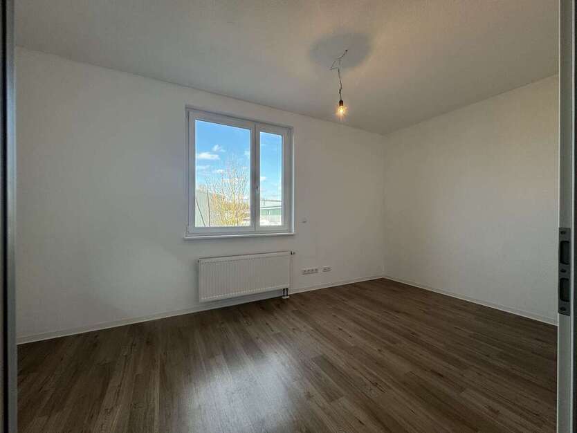 Investieren im Silberstreifen: Wohn-Gewerbeimmobilie mit Garten, Garage & Flexibilitä 6 zimmer