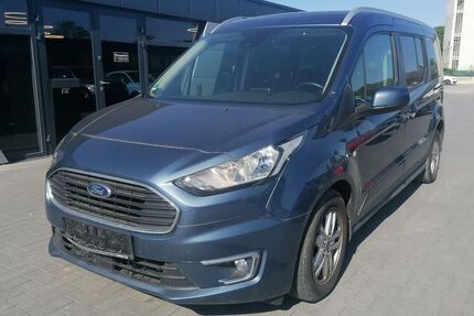 Ford Grand Tourneo