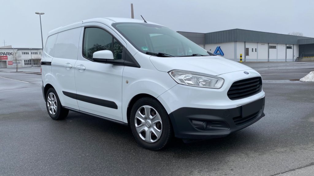Ford Transit Courier 96.200 km 6.900 &euro; Herford 32051