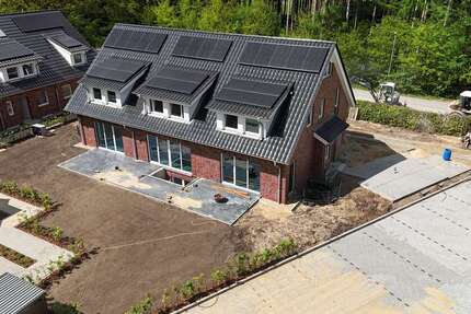 Haus Buchholz in der Nordheide - 4 Zimmer, 107 m&sup2;, 1.768&euro; | Angebot:26794718