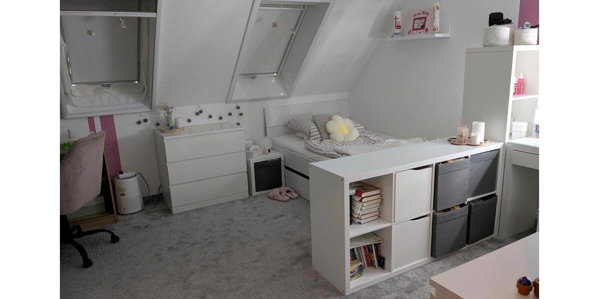 Dachgeschoßwohnung Herzogenaurach - 2.5 Zimmer, 64 m&sup2;, 275.000&euro; | Angebot:26704722