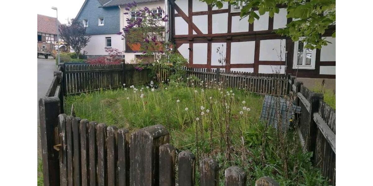 Etagenwohnung Frankenberg (Eder) - 7 Zimmer, 120 m&sup2;, 99.000&euro; | Angebot:26534697