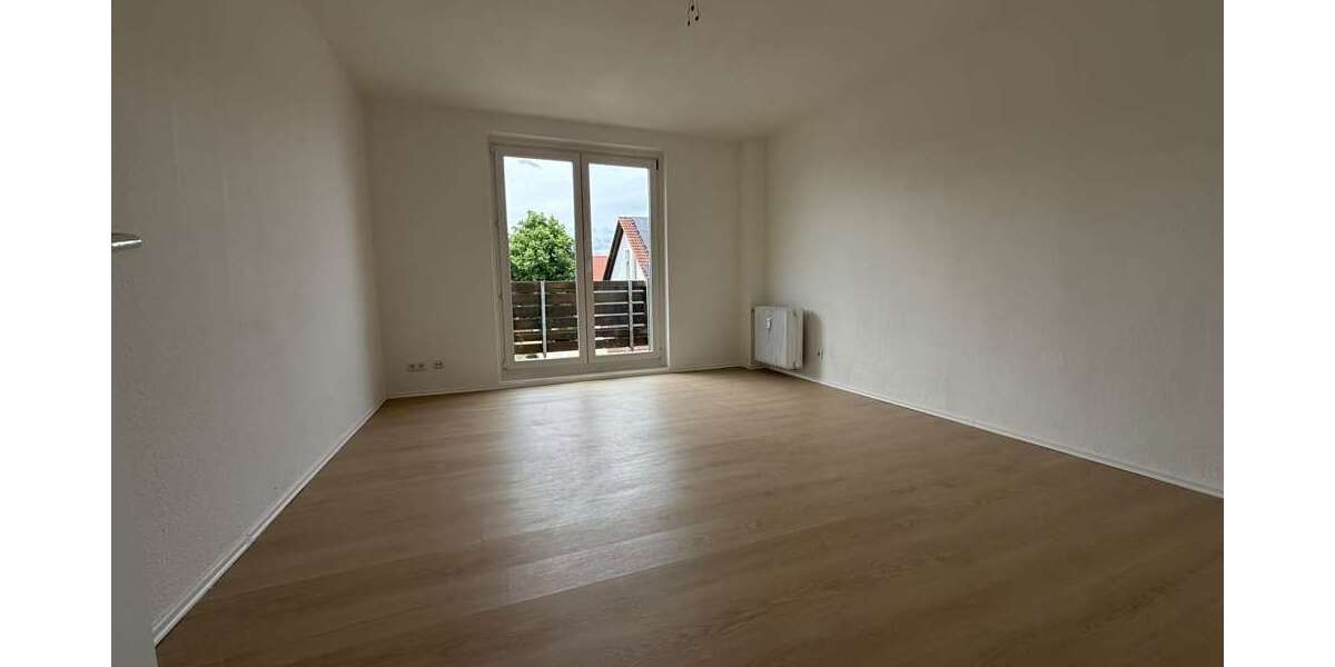 Etagenwohnung Leuna - 3 Zimmer, 59 m&sup2;, 320&euro; | Angebot:27040332