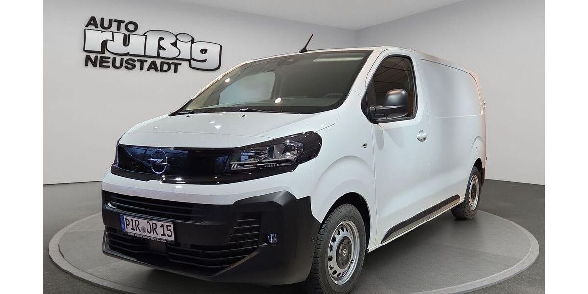 Opel Vivaro 3.900 km 28.470 &euro; Neustadt 01844