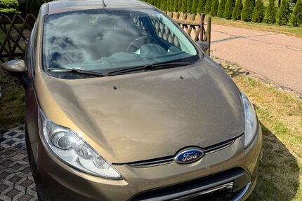 Ford Fiesta 86.600 km 4.999 € Mittweida 09648