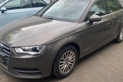 Audi A3 99.800 km 11.950 &euro; Grosshansdorf 22927