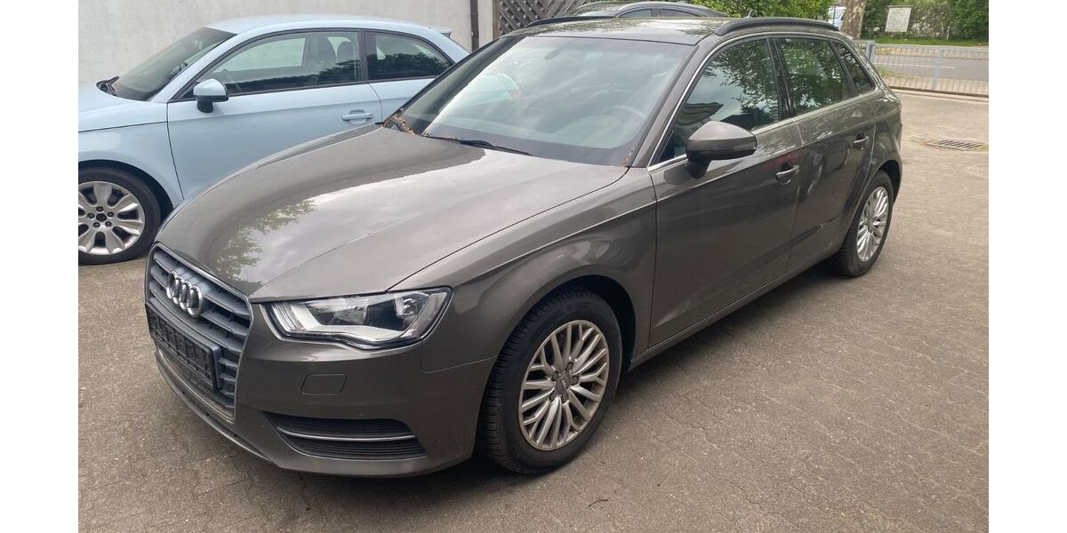 Audi A3 99.800 km 11.950 &euro; Grosshansdorf 22927