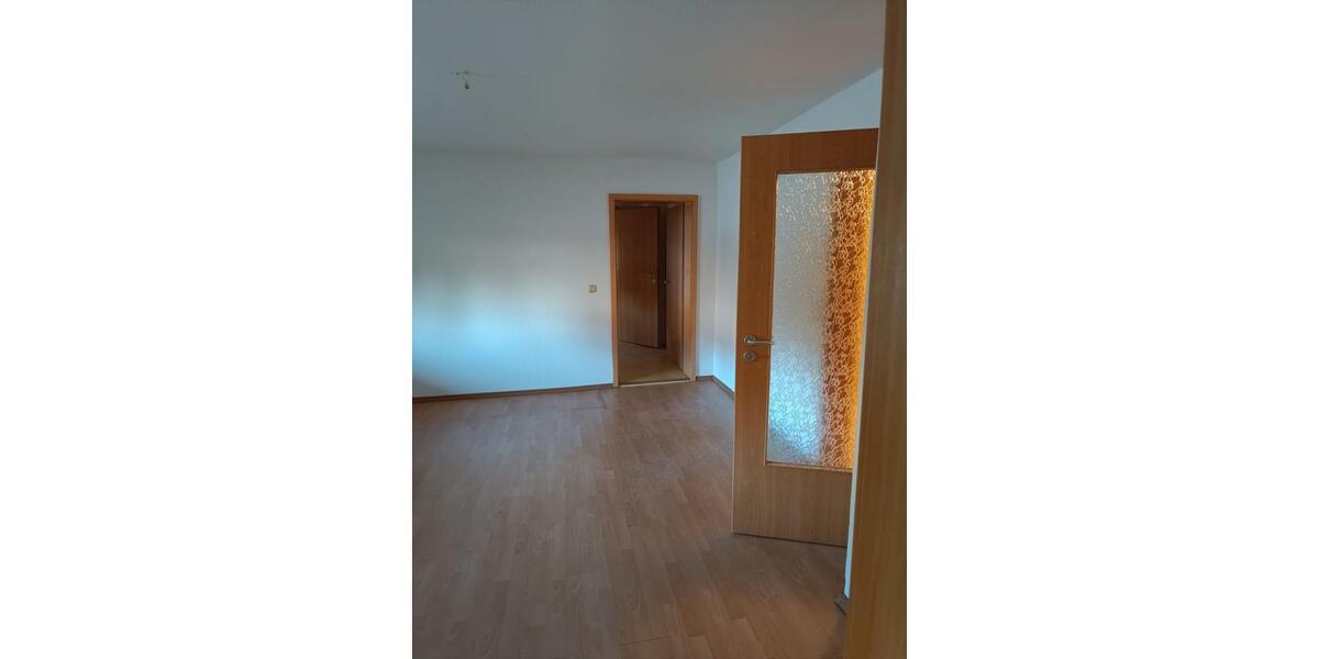 Etagenwohnung Neustadt an der Orla - 1.5 Zimmer, 41 m&sup2;, 250&euro; | Angebot:25977656