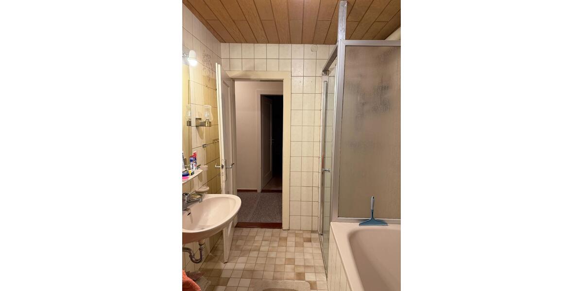 Etagenwohnung Heringen (Werra) - 4 Zimmer, 100 m&sup2;, 750&euro; | Angebot:25515618
