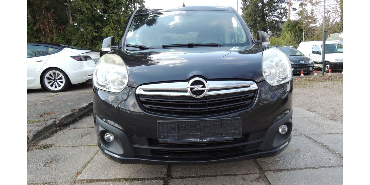 Opel Combo 220.000 km 4.600 &euro; Dessau 06846