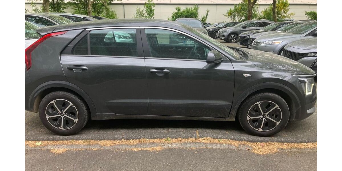 Kia Niro 165.000 km 14.875 &euro; Hofheim am Taunus 65719