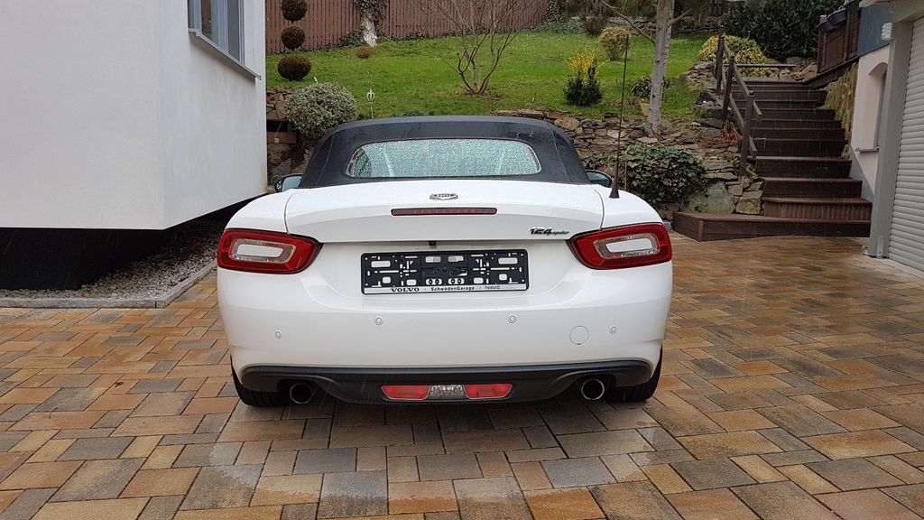 Fiat 124 Spider 29.850 km 21.990 &euro; Hainichen 09661