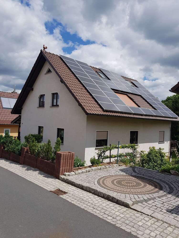 Haus zum Kaufen in Kamsdorf 430.000 € 210 m²