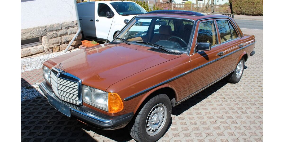 Mercedes-Benz 300 140.000 km 15.900 &euro; Possendorf 01728