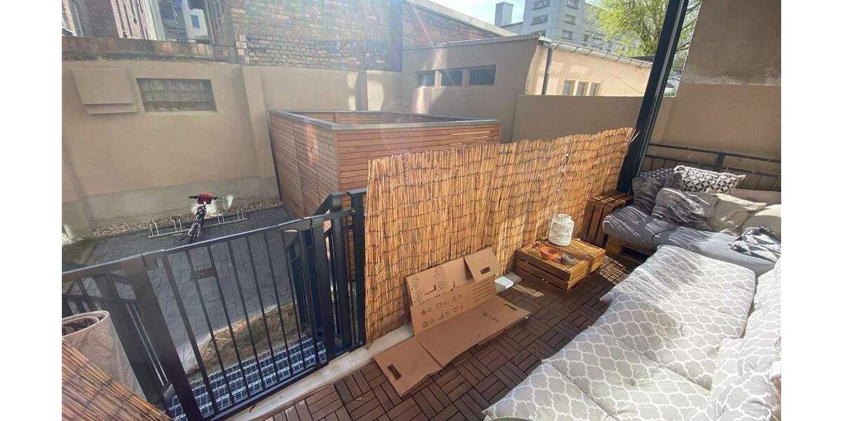 Etagenwohnung Halle Innenstadt - 3 Zimmer, 75 m&sup2;, 750&euro; | Angebot:25776380