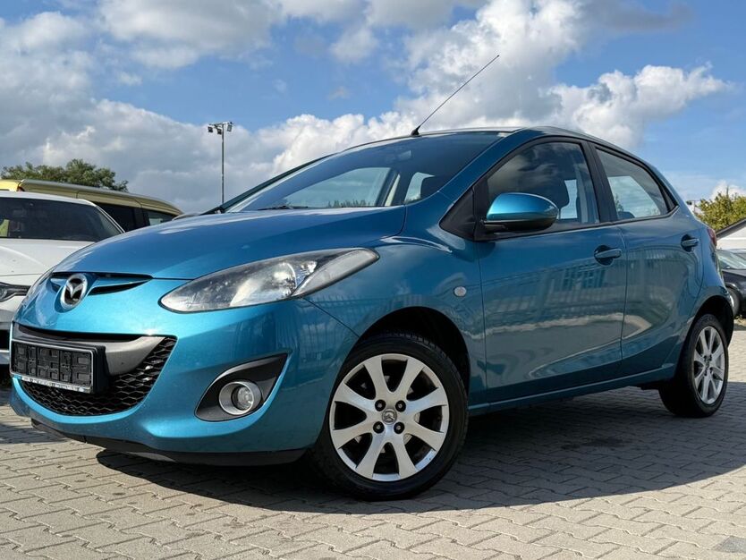 Mazda 2 214.000 km 2.499 € Oberkrämer 16727