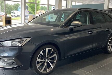 Seat Leon 33.882 km 22.990 &euro; Neustadt 01844