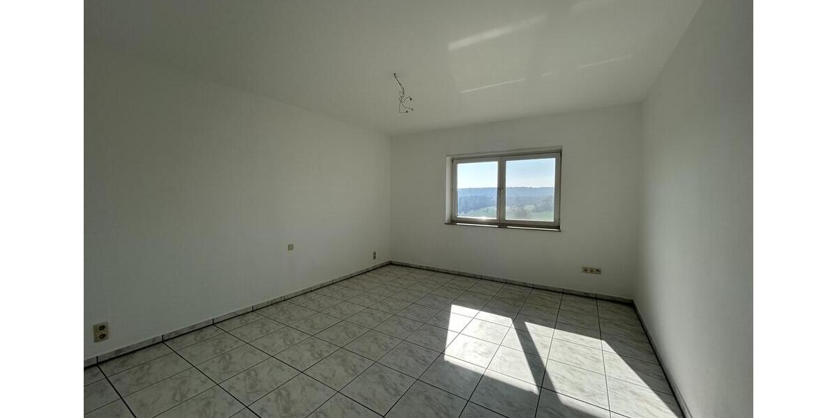 Erdgeschoßwohnung Erlenbach am Main - 3 Zimmer, 116 m&sup2;, 1.150&euro; | Angebot:26264540