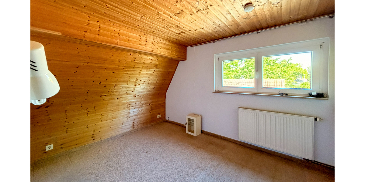 Einfamilienhaus mit Poolhaus, Wintergarten, Nebengebäuden und viel Grundstück! - Einfamilienhaus Gera Lusan | Angebot:26711055