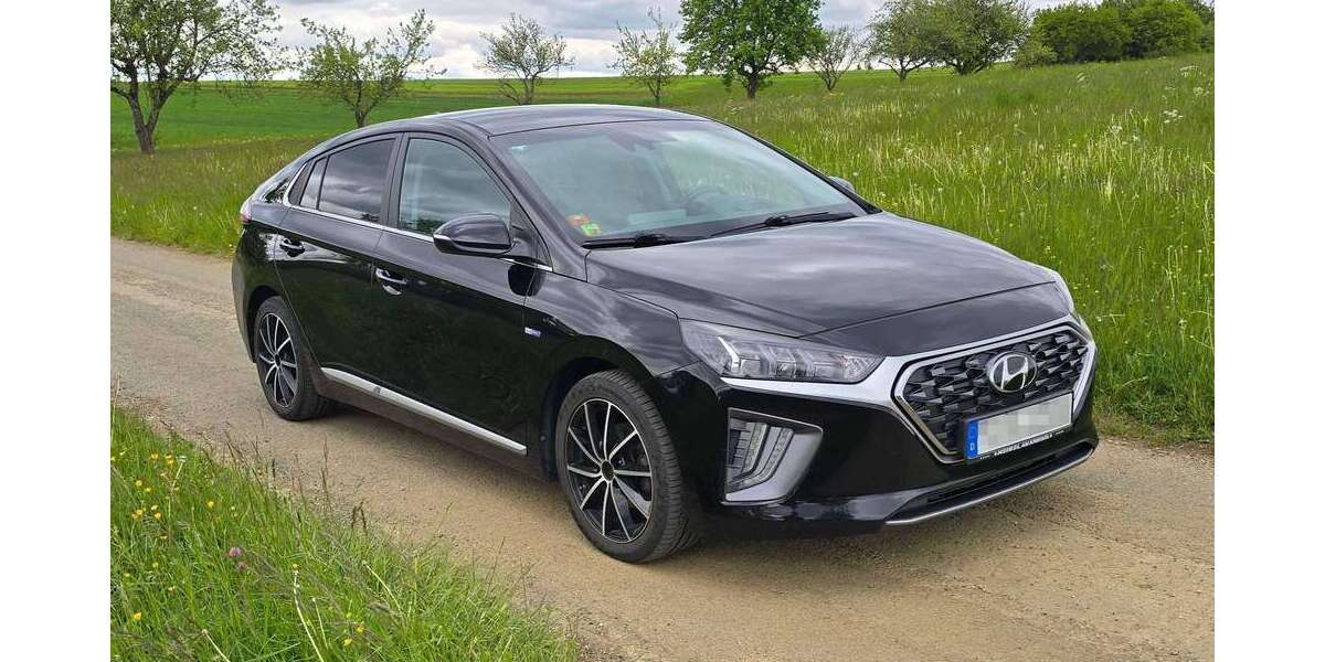 Hyundai IONIQ 89.000 km 14.950 &euro; Emmingen-Liptingen 78576