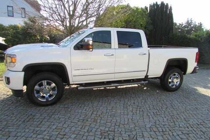 GMC Sierra