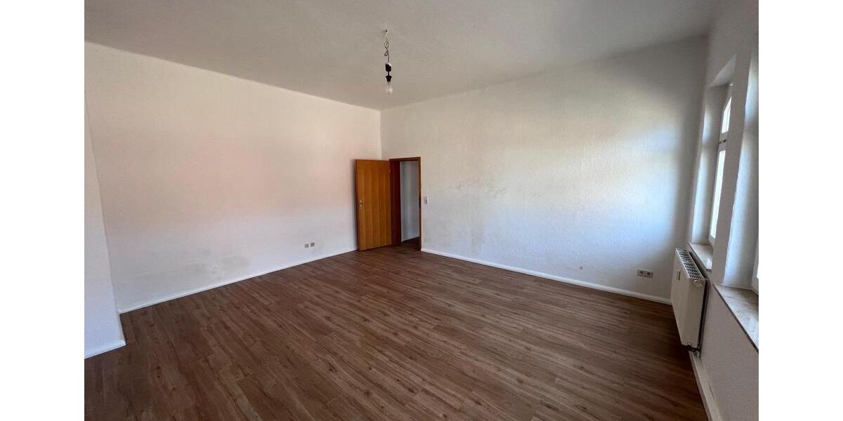 Erdgeschoßwohnung Querfurt - 3 Zimmer, 109 m&sup2;, 505&euro; | Angebot:26123970
