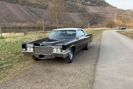 Cadillac Deville 111.222 km 12.500 &euro; Nastätten 56355