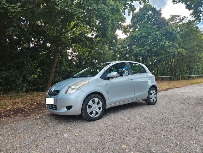 Yaris