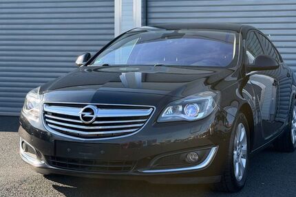 Opel Insignia 256.554 km 4.900 &euro; Niederkassel 53859