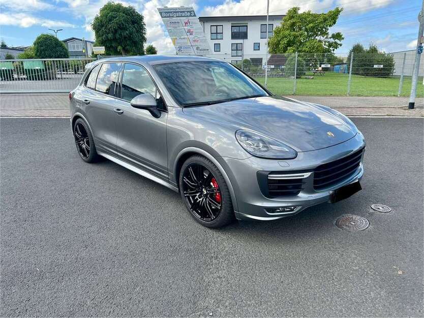 Cayenne