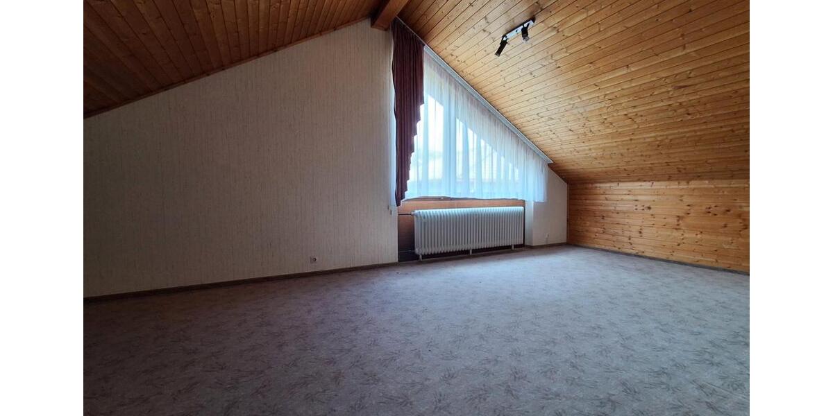 Einfamilienhaus Freudenstadt - 7 Zimmer, 222 m&sup2;, 549.000&euro; | Angebot:26940579