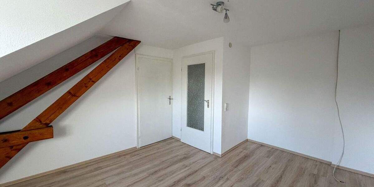 Mehrfamilienhaus, Wohnhaus Stolberg (Rheinland) / Büsbach Büsbach - 7 Zimmer, 173 m&sup2;, 345.000&euro; | Angebot:25686987