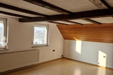 Wohnung Melsungen - 4 Zimmer, 120 m&sup2;, 650&euro; | Angebot:25403285