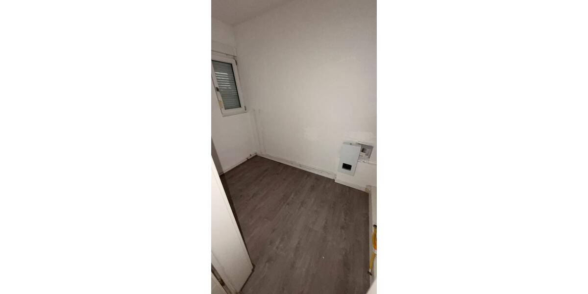 Dachgeschoßwohnung Falkensee - 2 Zimmer, 90 m&sup2;, 1.150&euro; | Angebot:26346965