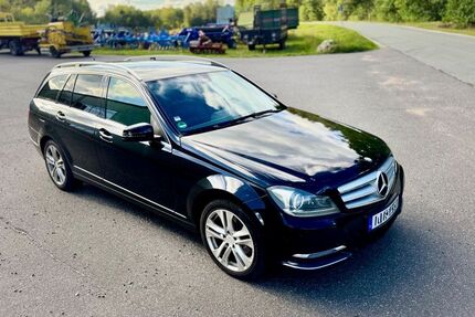 Mercedes-Benz 220 267.000 km 7.500 &euro; Lappersdorf 93138