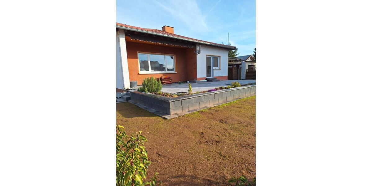 Bungalow Gensingen - 7 Zimmer, 180 m&sup2;, 1.900&euro; | Angebot:26112237