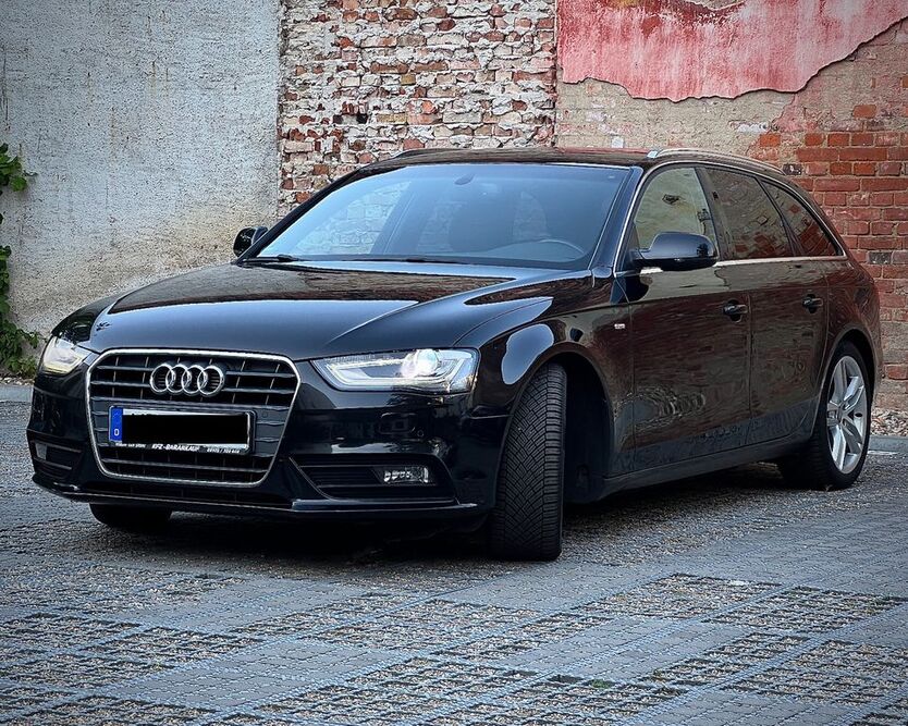 Audi A4 159.900 km 11.900 € Magdeburg 39108