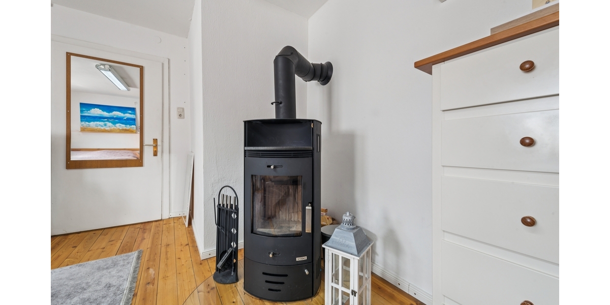 Vielseitiges Ein- bis Zweifamilienhaus: 8 Zimmer, 160 m², Traumgarten & Garage - Reihenendhaus Theisbergstegen | Angebot:27302035