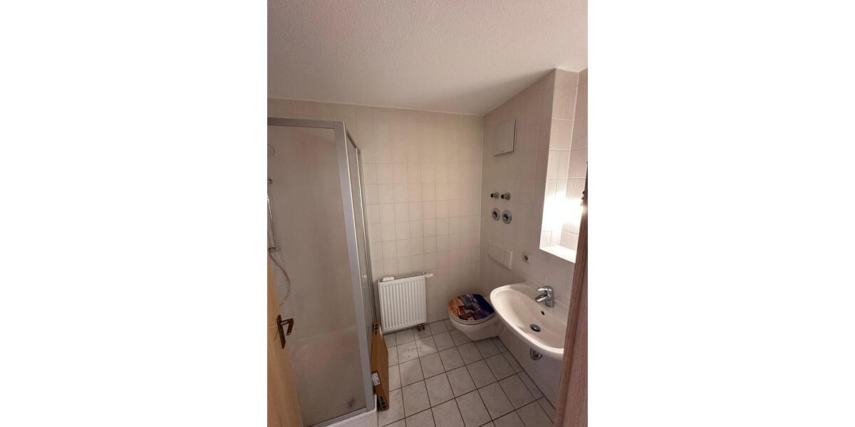 Singlewohnung mit Garage und Pantryküche 1 zimmer