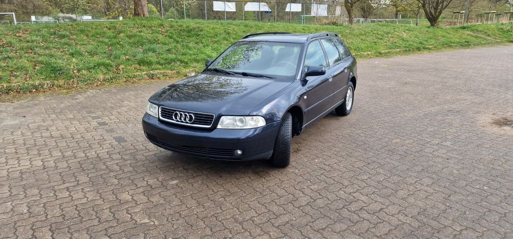Audi A4 326.000 km 3.000 &euro; Ammersbek 22949