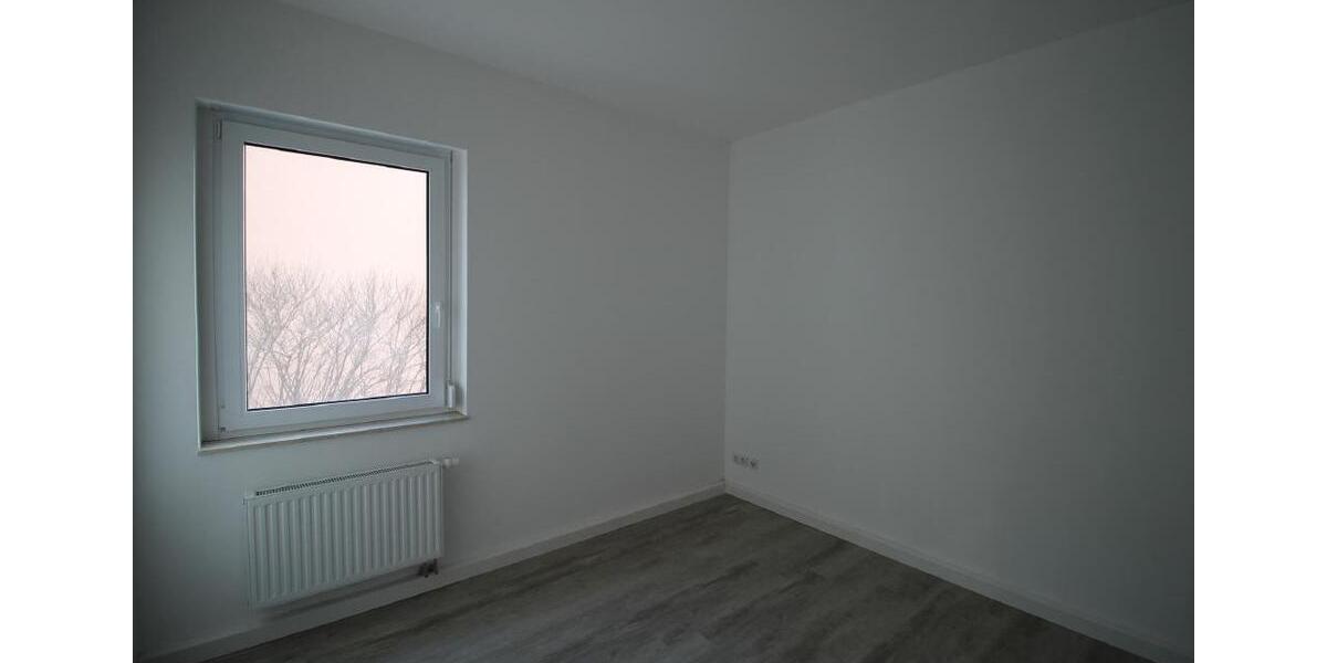 Etagenwohnung Werdau - 2 Zimmer, 50 m&sup2;, 370&euro; | Angebot:26618994