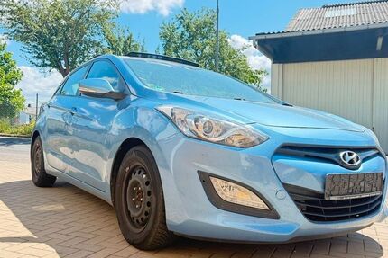 Hyundai i30 363.000 km 3.599 &euro; Wiesbaden 65197