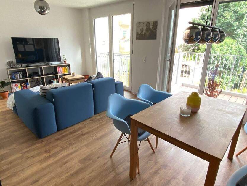 Moderne 2-Zimmer-Wohnung mit Einbauküche und großem Balkon! 2 zimmer