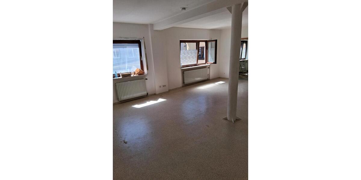 Etagenwohnung Kusel - 4 Zimmer, 104 m&sup2;, 800&euro; | Angebot:26402668