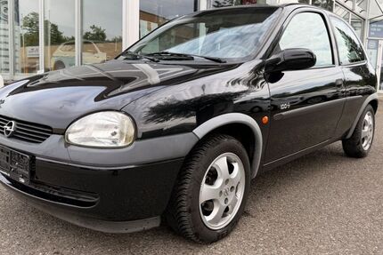 Opel Corsa 25.564 km 3.299 &euro; Uhingen 73066