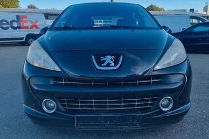 Peugeot 207 234.000 km 1.999 &euro; Ulm 89077