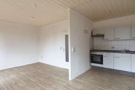 Wohnung Bitterfeld-Wolfen Wolfen - 3 Zimmer, 57 m&sup2;, 325&euro; | Angebot:27116123