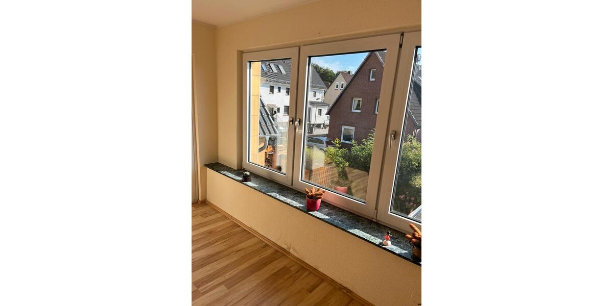 Doppelhaushälfte Hameln Kernstadt - 6 Zimmer, 104 m&sup2;, 199.000&euro; | Angebot:27162766