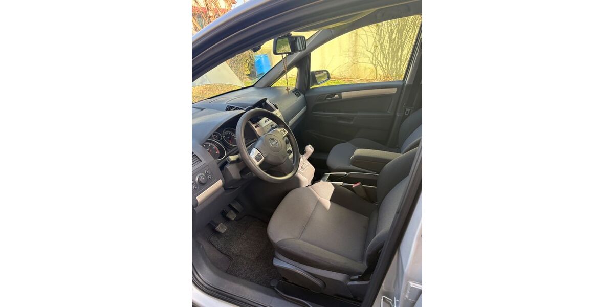 Opel Zafira 151.000 km 3.500 &euro; Frickenhausen 72636