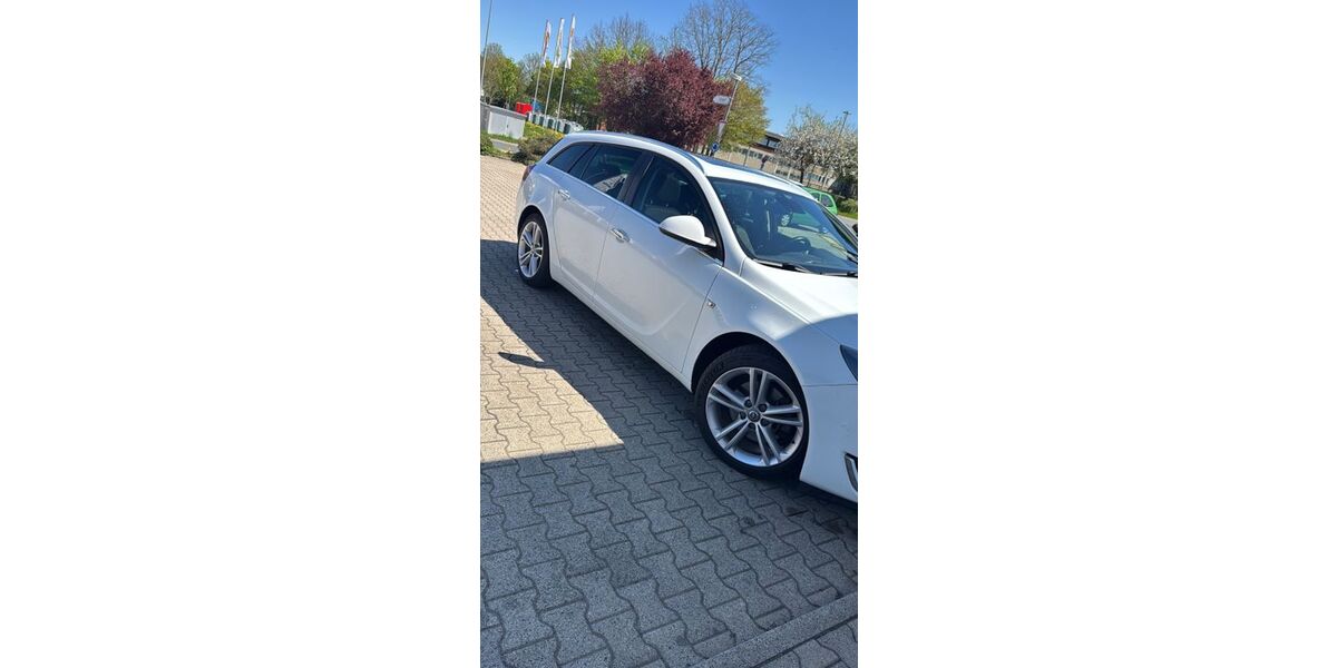 Opel Insignia 268.000 km 5.600 &euro; Burgwald 35099